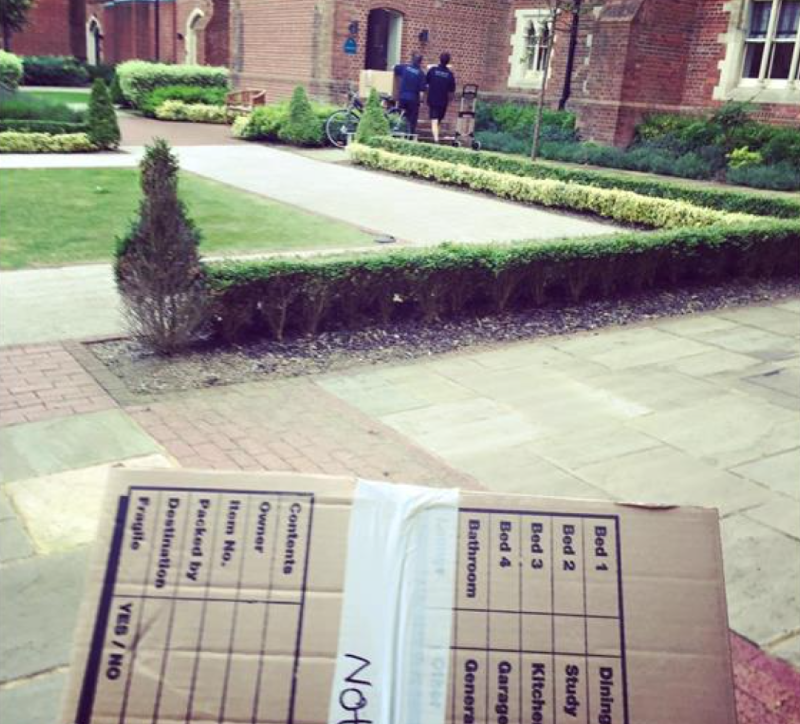 Removals Brighton team delivering boxes at a historic estate